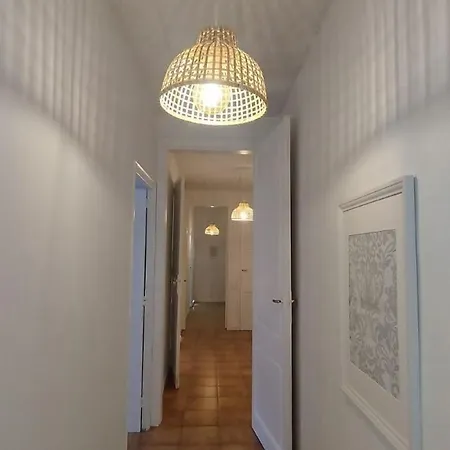 بيت للعطل Big House On Barcelona S Border *